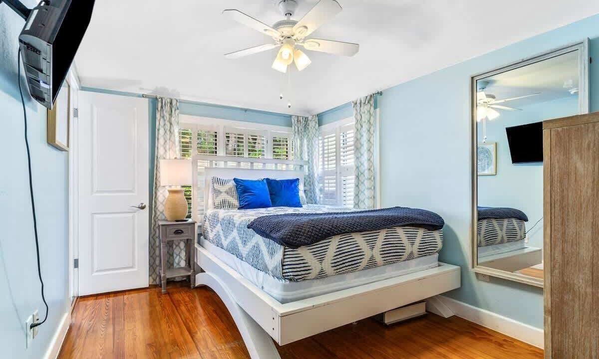 Photo of Bedroom in Bay Esplanade