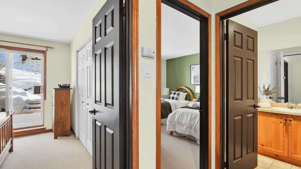 Photo of Bedroom in Mont-Tremblant