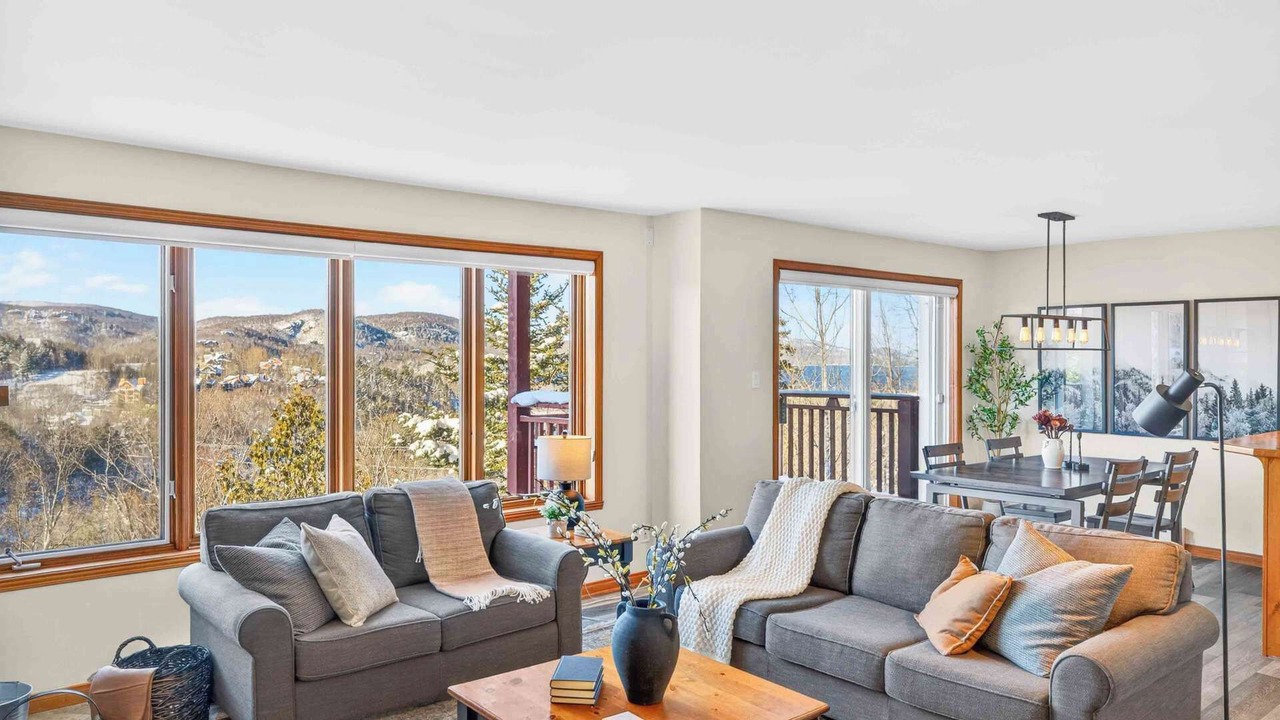 Photo of Livingroom in Mont-Tremblant