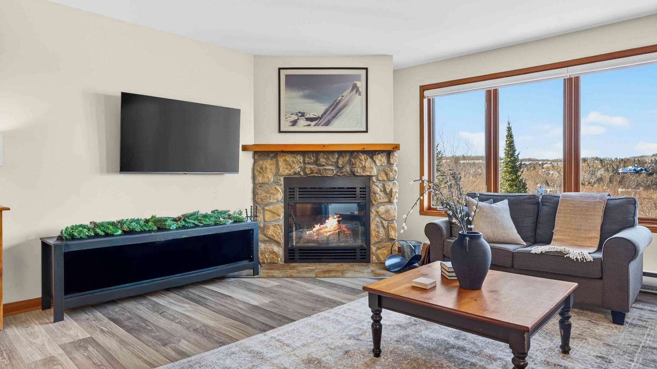 Photo of Livingroom in Mont-Tremblant