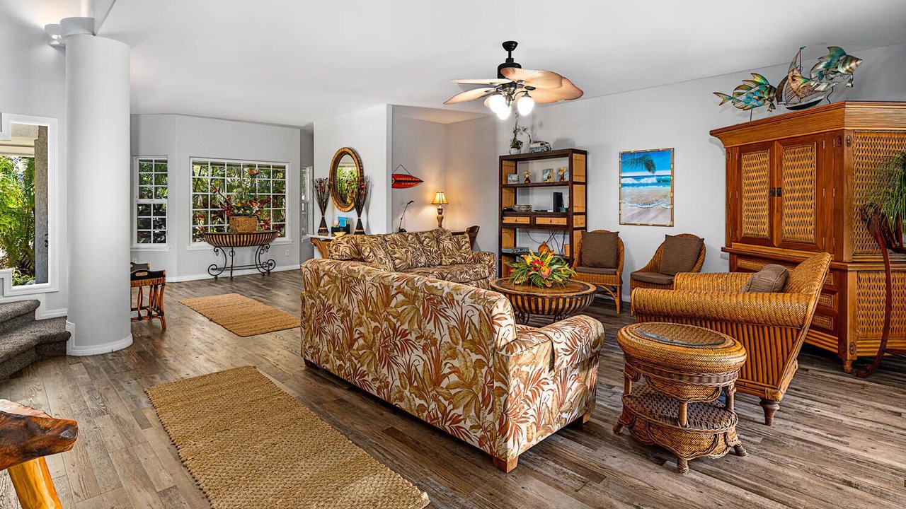 Photo of Others in Historic Kailua Village