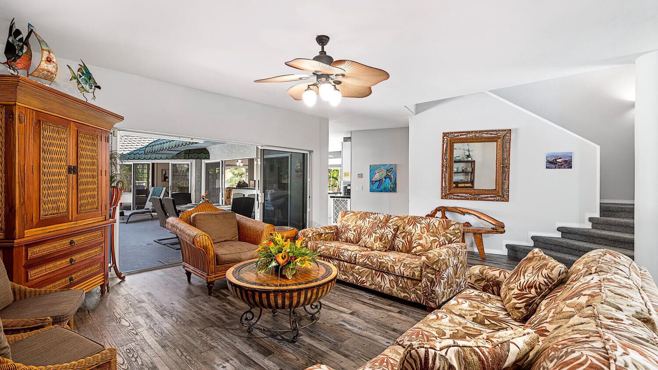 Photo of Others in Historic Kailua Village