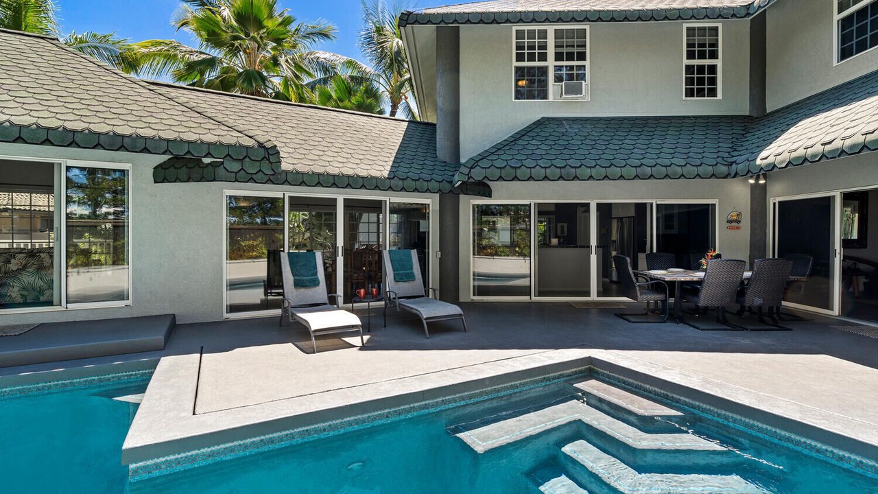 Photo of Outdoor in Historic Kailua Village