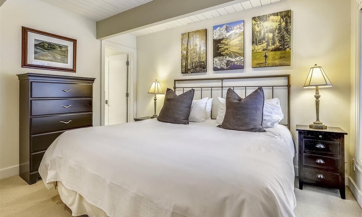 Photo of Bedroom in Downtown