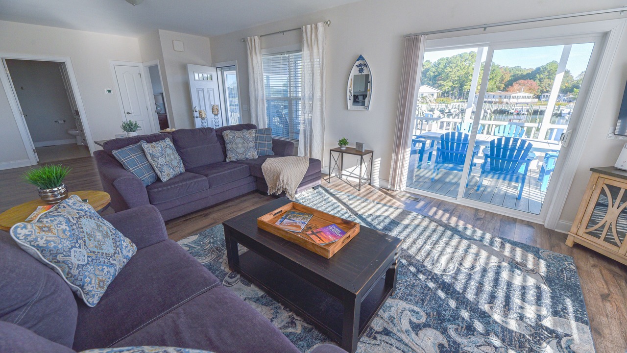 Photo of Livingroom in Long Neck