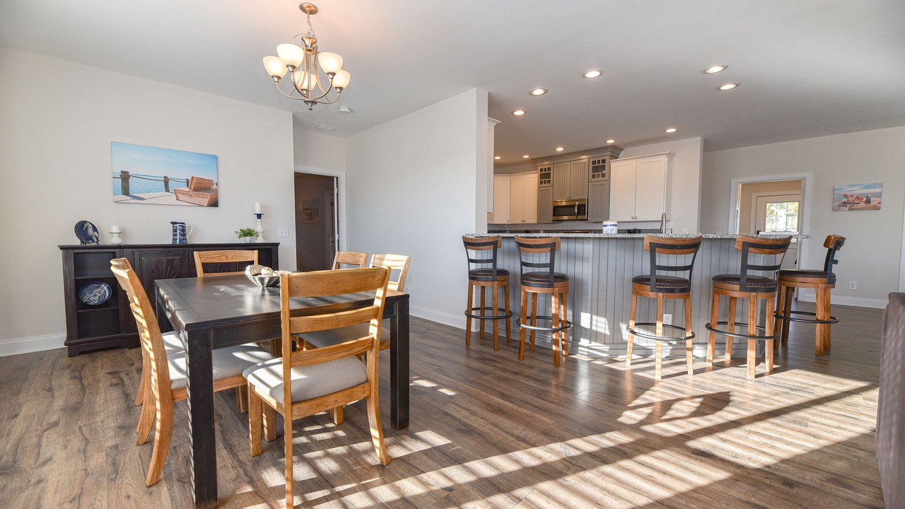 Photo of Others in Long Neck