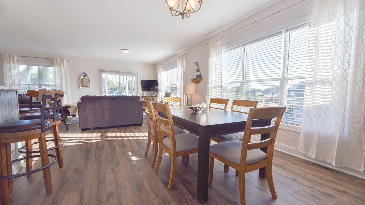 Photo of Others in Long Neck