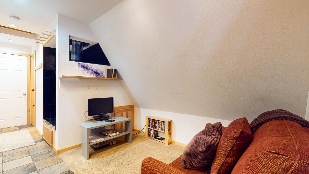 Photo of Livingroom in Easton