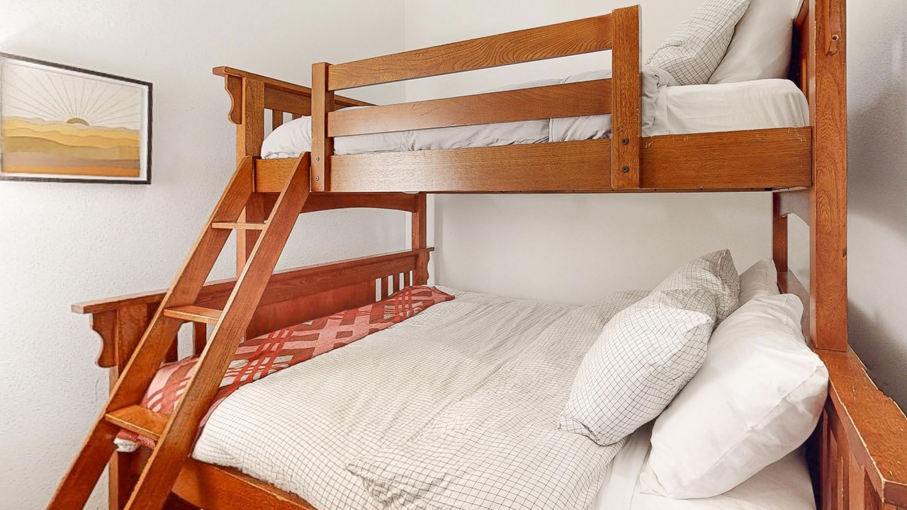 Photo of Bedroom in Government Camp