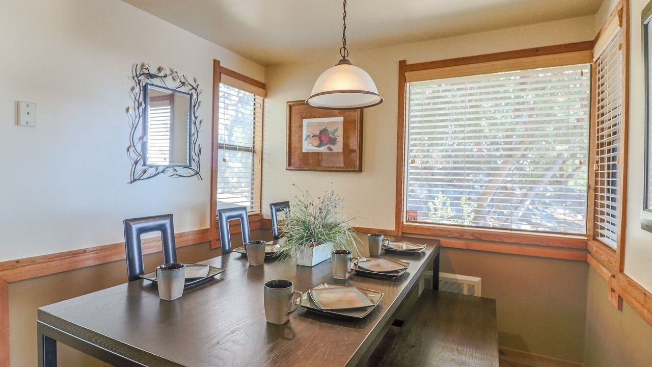 Photo of Bedroom in Idyllwild