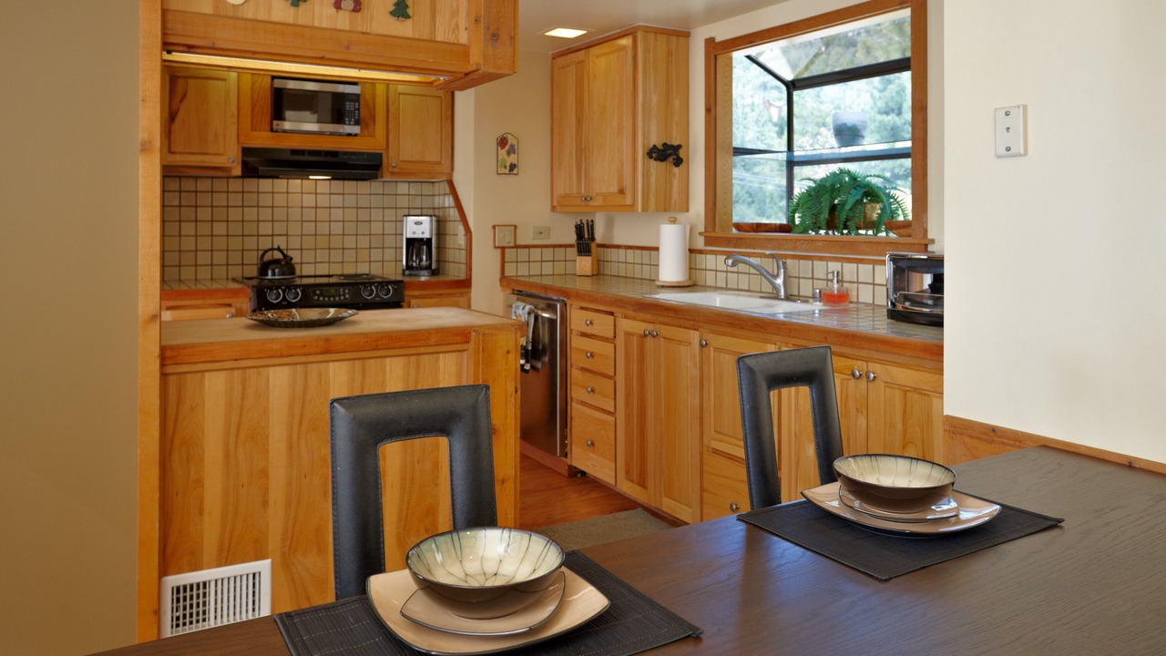 Photo of Bedroom in Idyllwild