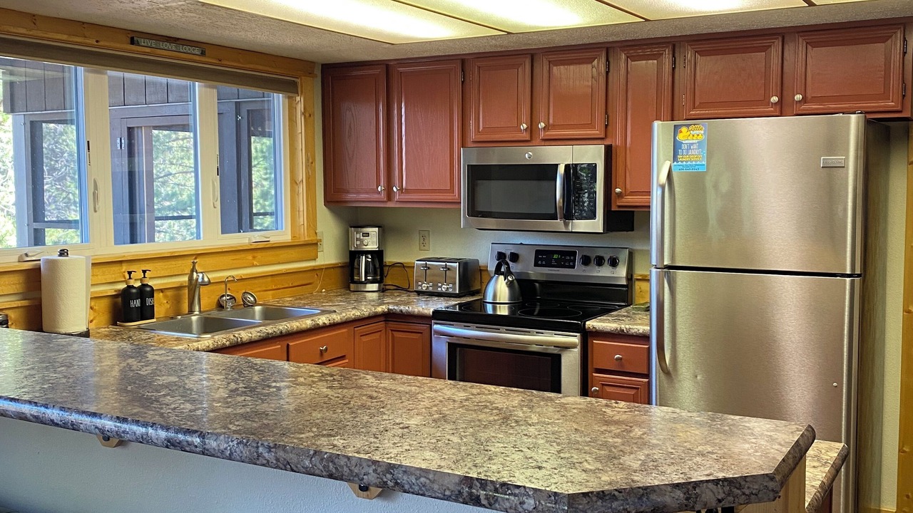 Photo of Kitchen in West Yellowstone