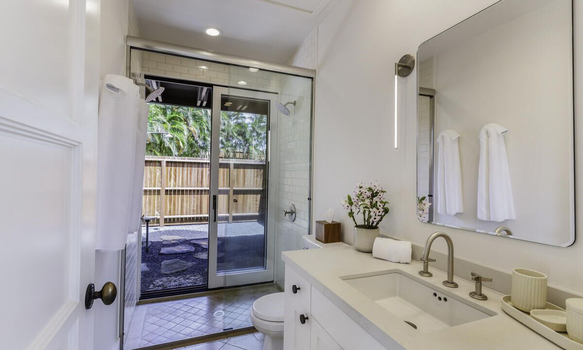 Photo of Bathroom in Kilauea