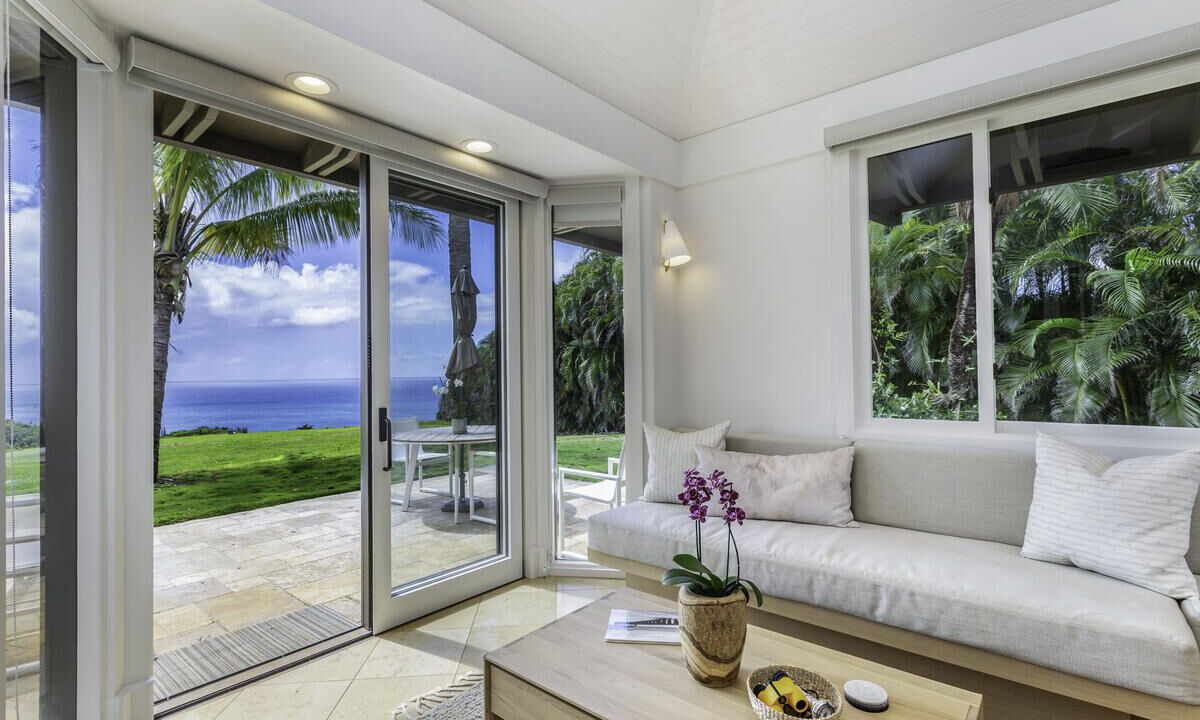 Photo of Livingroom in Kilauea