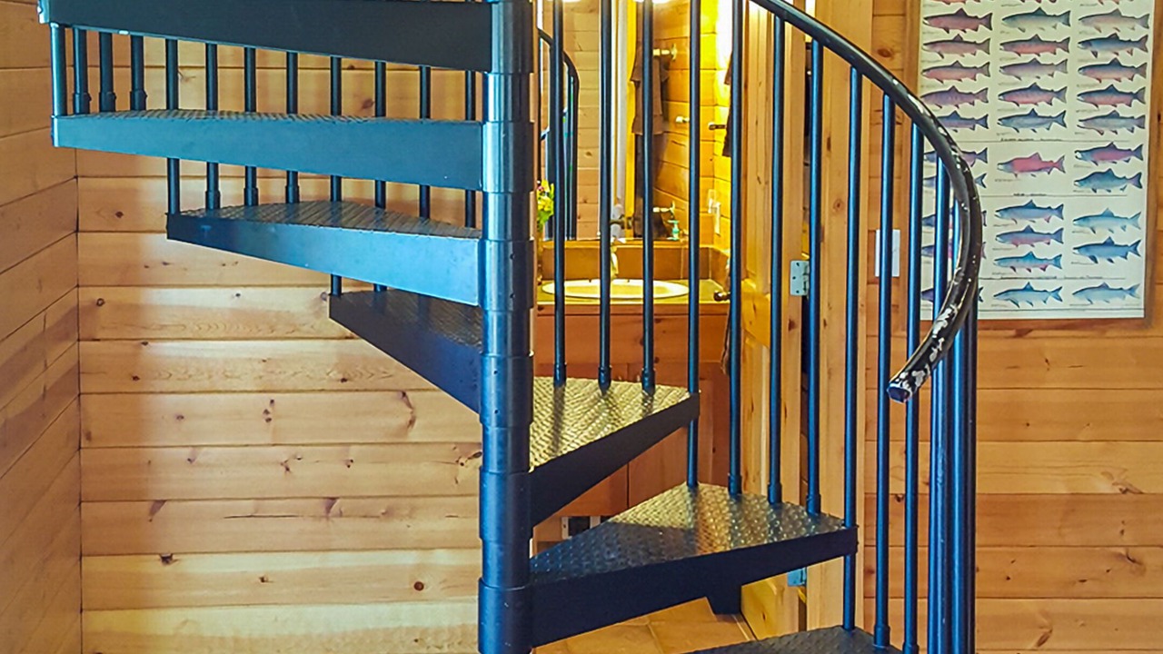 Photo of Bathroom in Happy Camp Hideaway