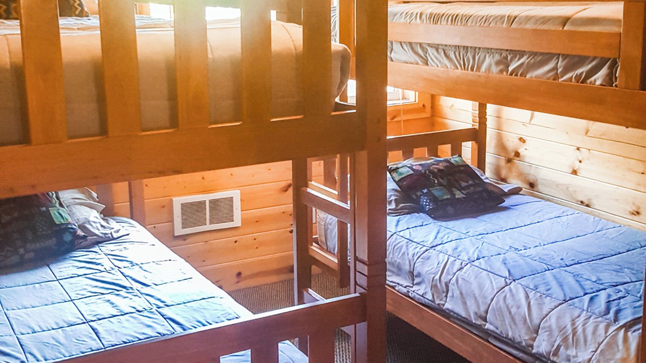 Photo of Bedroom in Happy Camp Hideaway