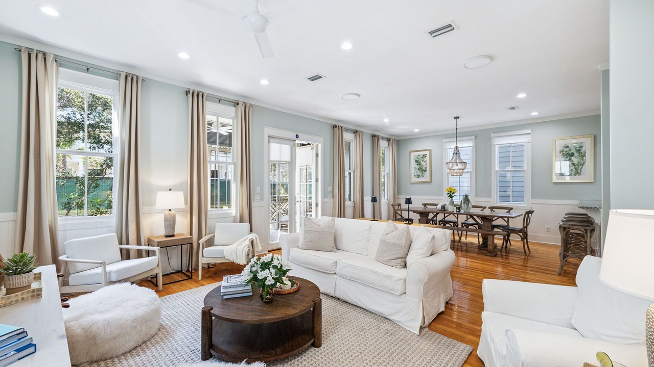 Photo of Livingroom in Seacrest Beach