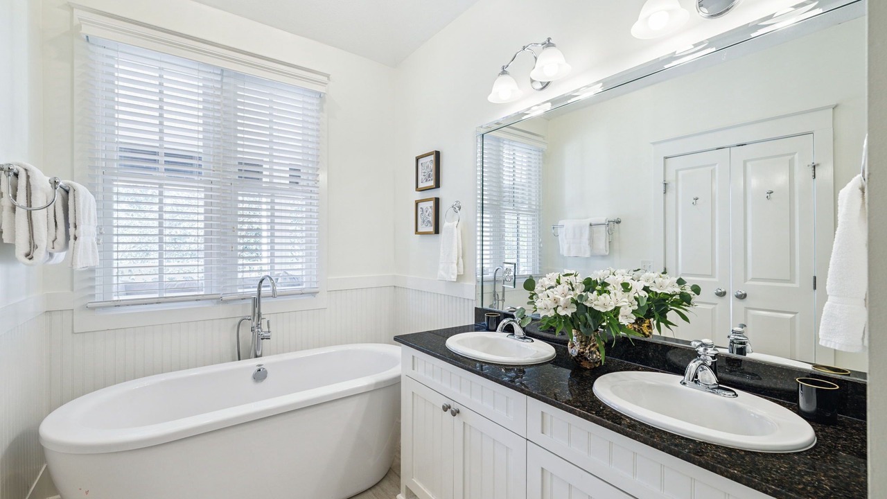 Photo of Bathroom in Seacrest Beach