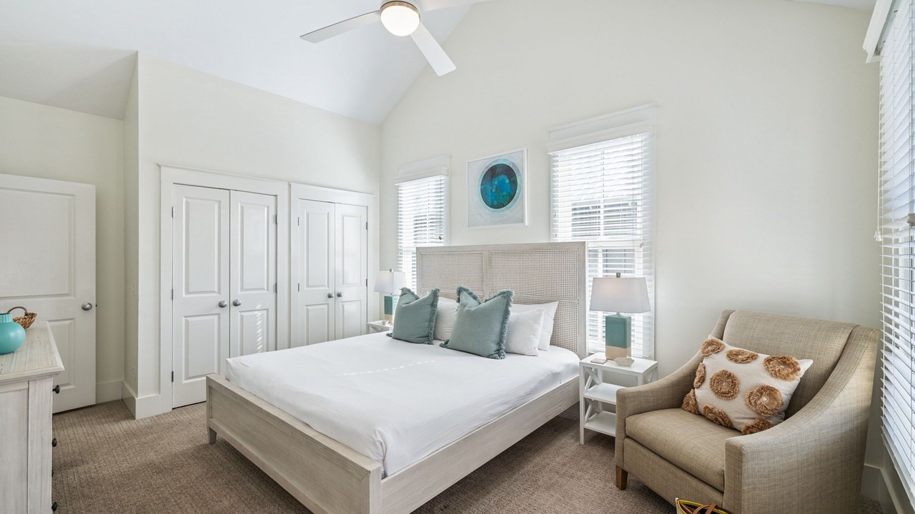 Photo of Bedroom in Seacrest Beach
