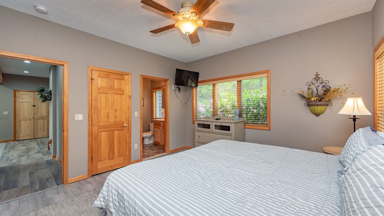 Photo of Bedroom in Thayerville