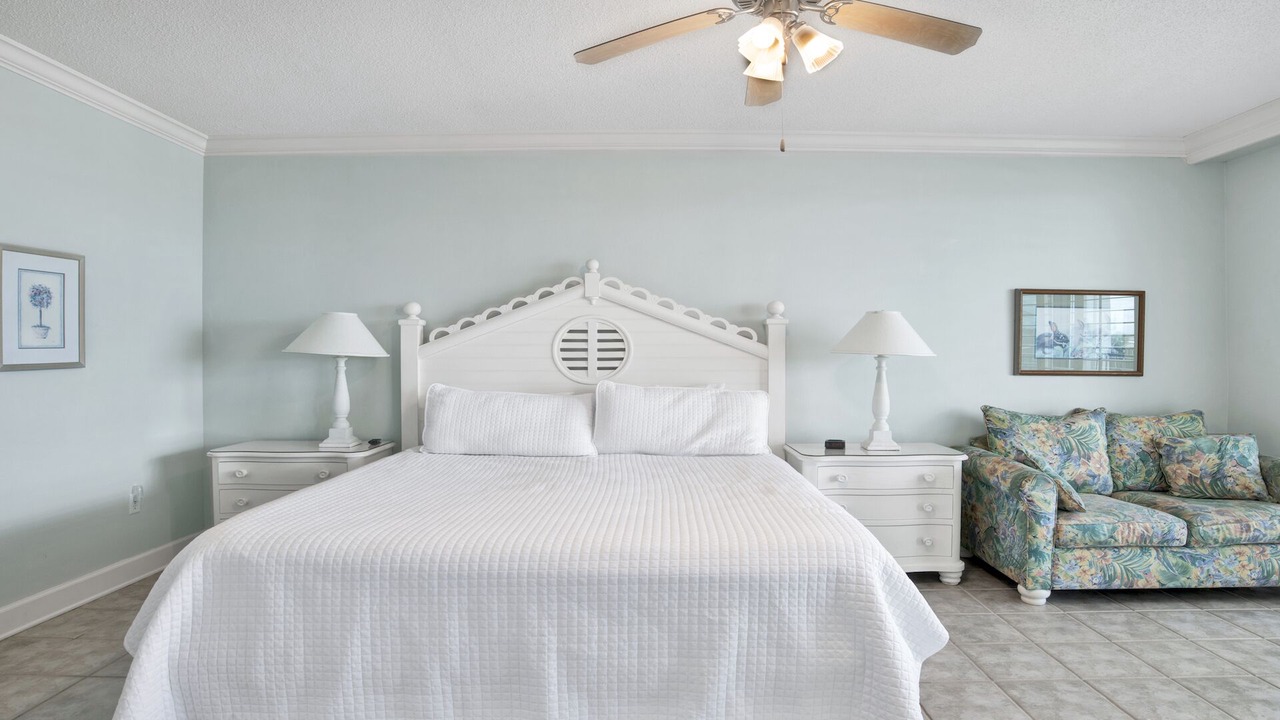Photo of Bedroom in Orange Beach