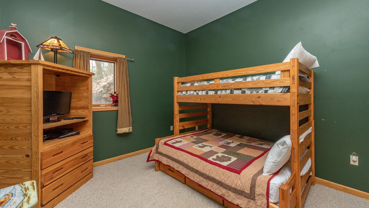 Photo of Bedroom in McHenry