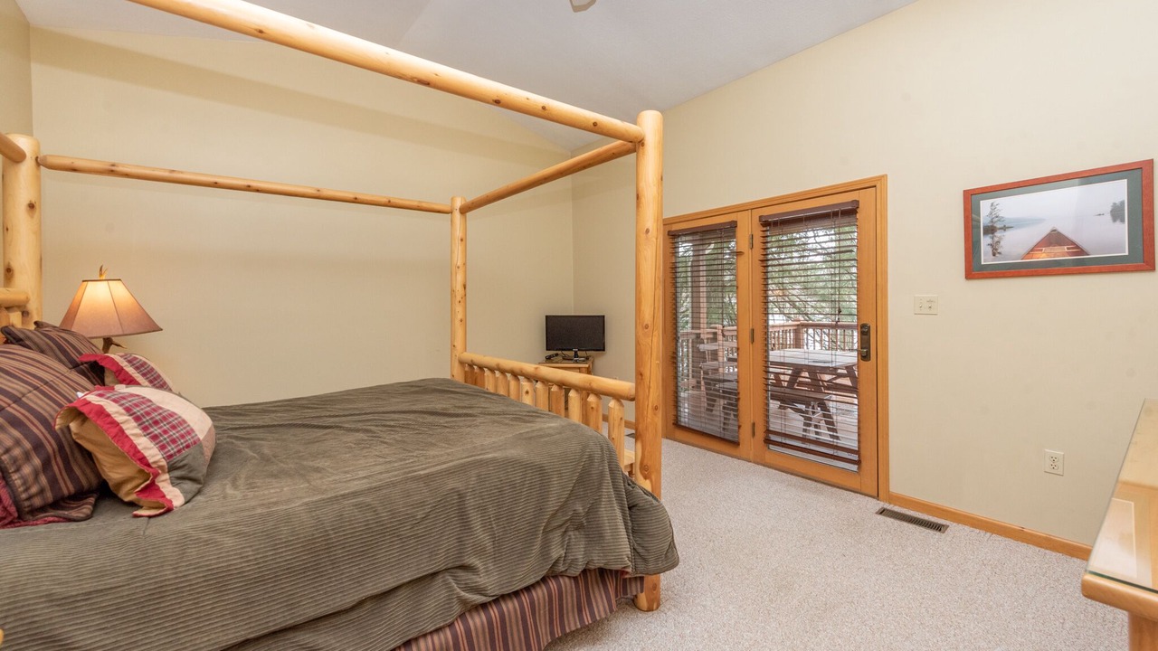 Photo of Bedroom in McHenry