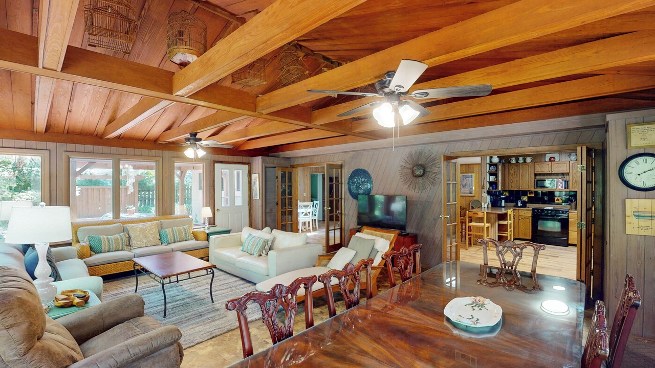 Photo of Livingroom in Jekyll Island