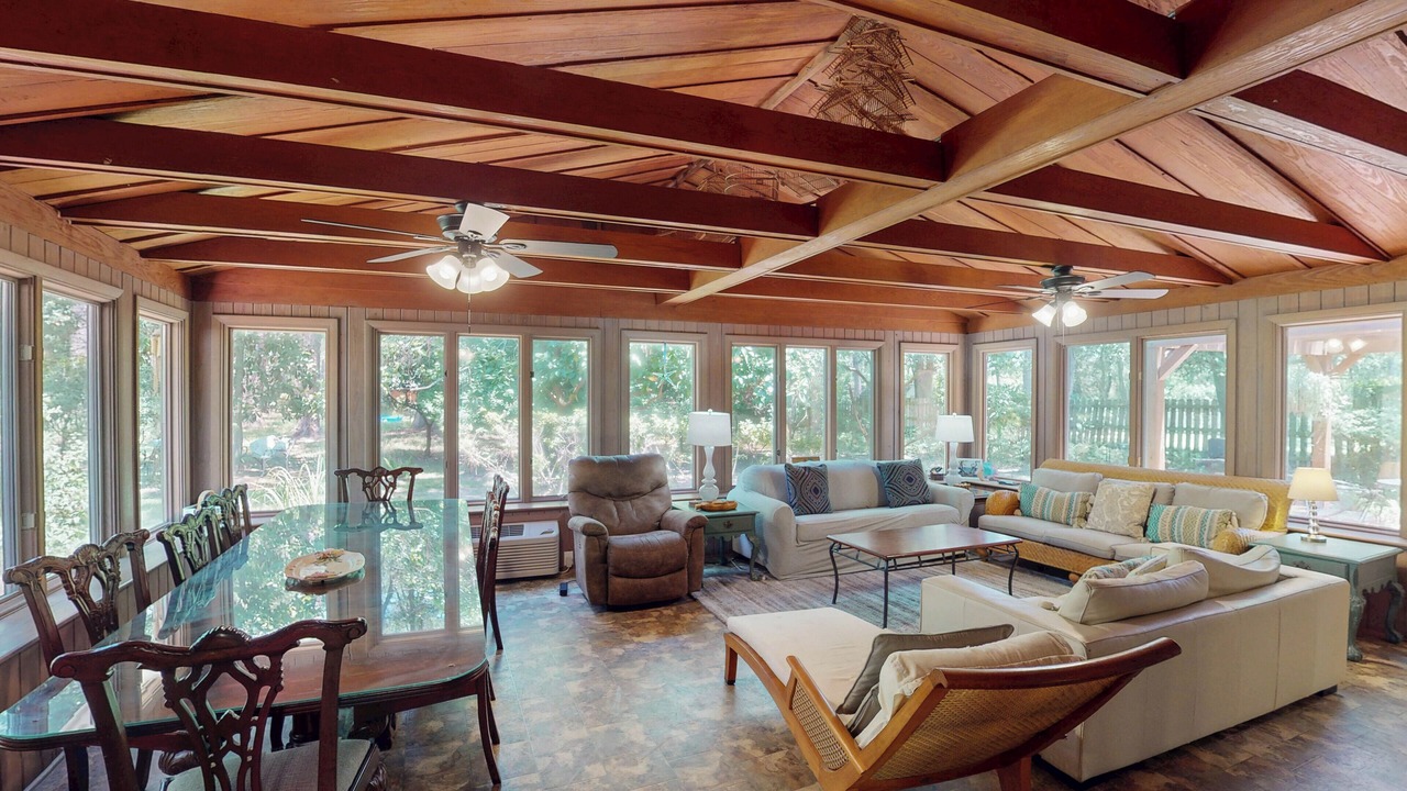 Photo of Livingroom in Jekyll Island