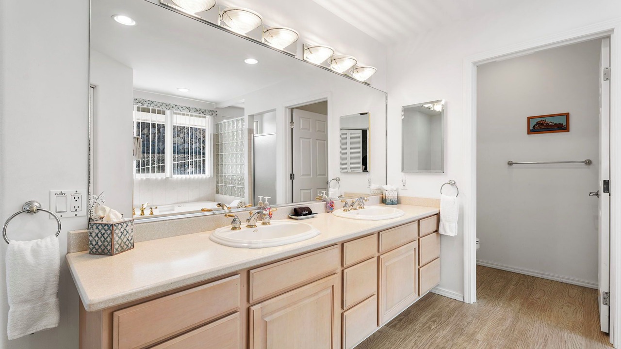 Photo of Bathroom in Kahaluu-Keauhou