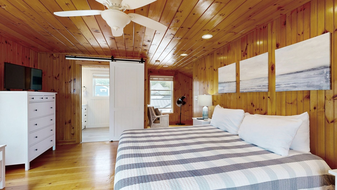 Photo of Bedroom in Ogunquit