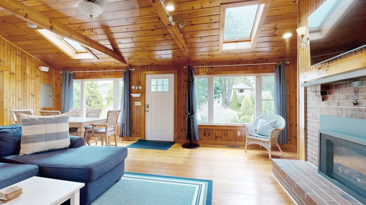 Photo of Livingroom in Ogunquit