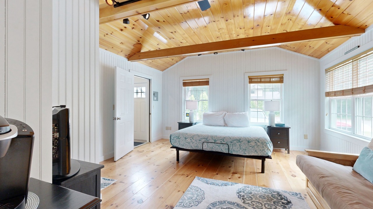 Photo of Bedroom in Ogunquit