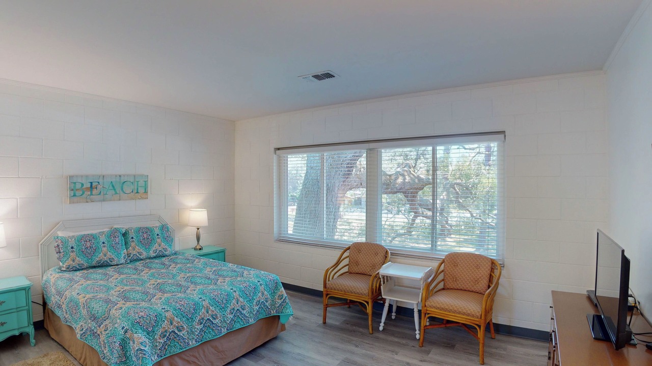 Photo of Bedroom in Jekyll Island