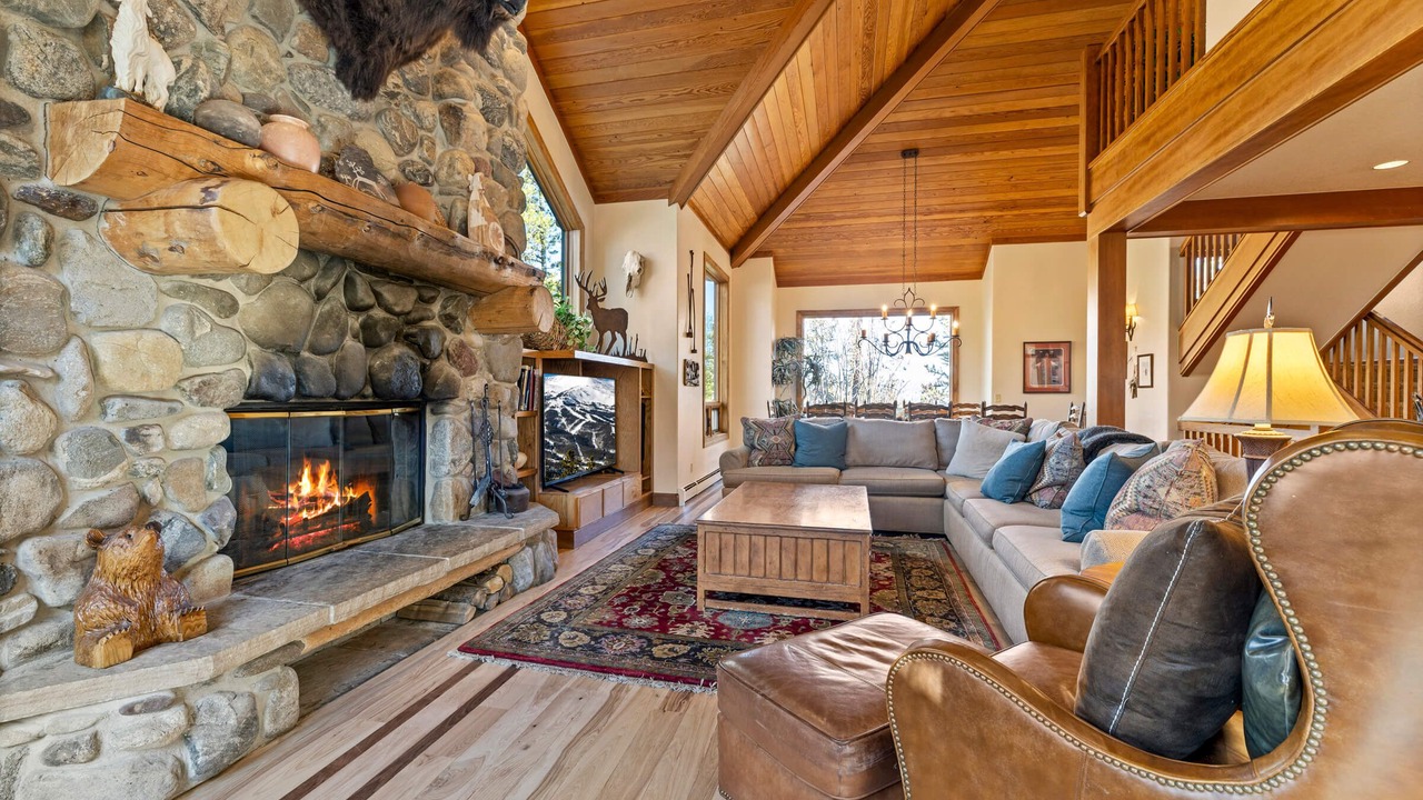 Photo of Livingroom in Boulder Ridge