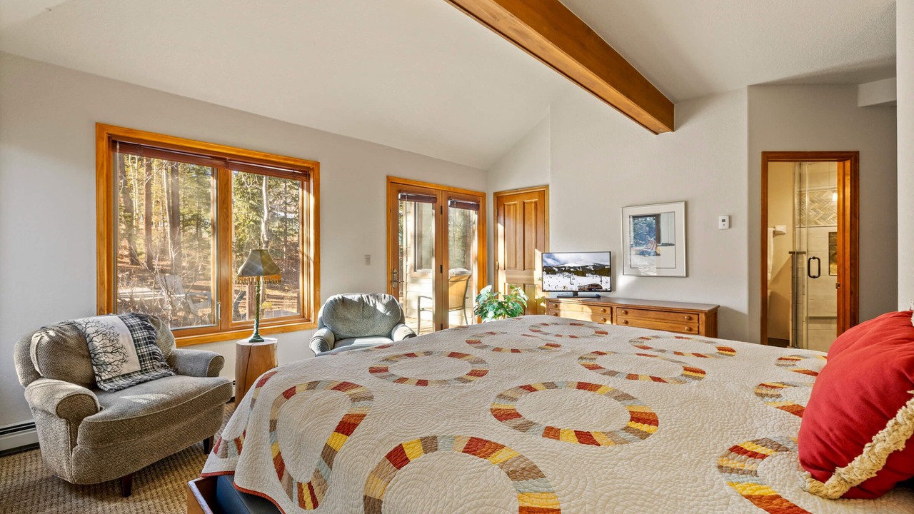 Photo of Bedroom in Boulder Ridge