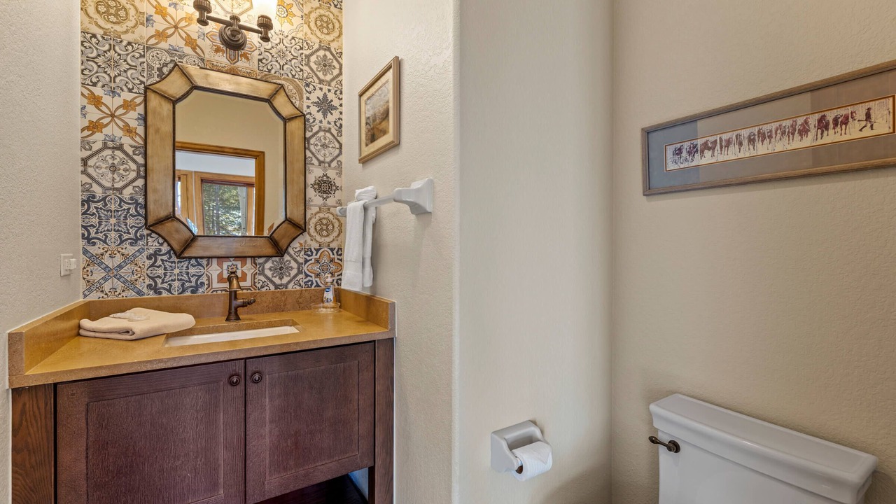 Photo of Bathroom in Boulder Ridge