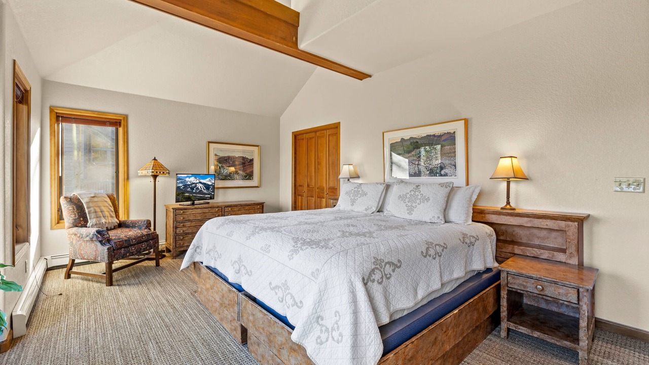 Photo of Bedroom in Boulder Ridge