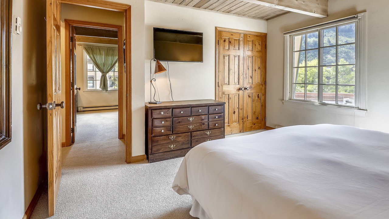 Photo of Bedroom in Aspen
