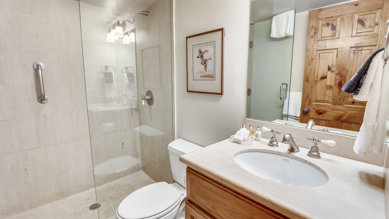 Photo of Bathroom in Aspen