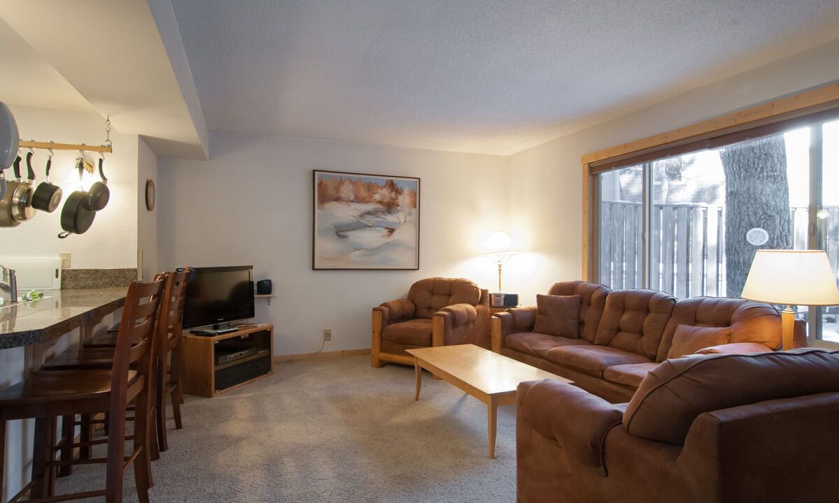 Photo of Bedroom in Lake Forest
