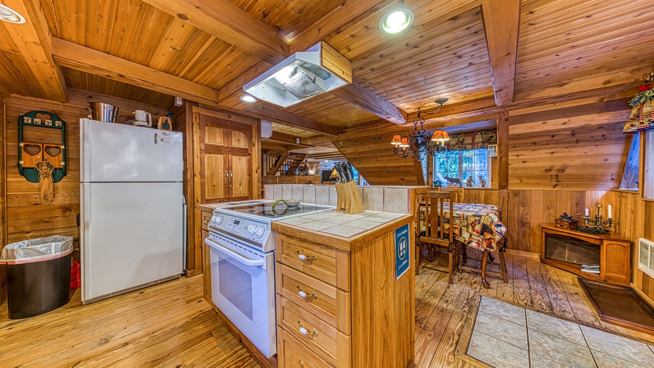 Photo of Kitchen in Rhododendron