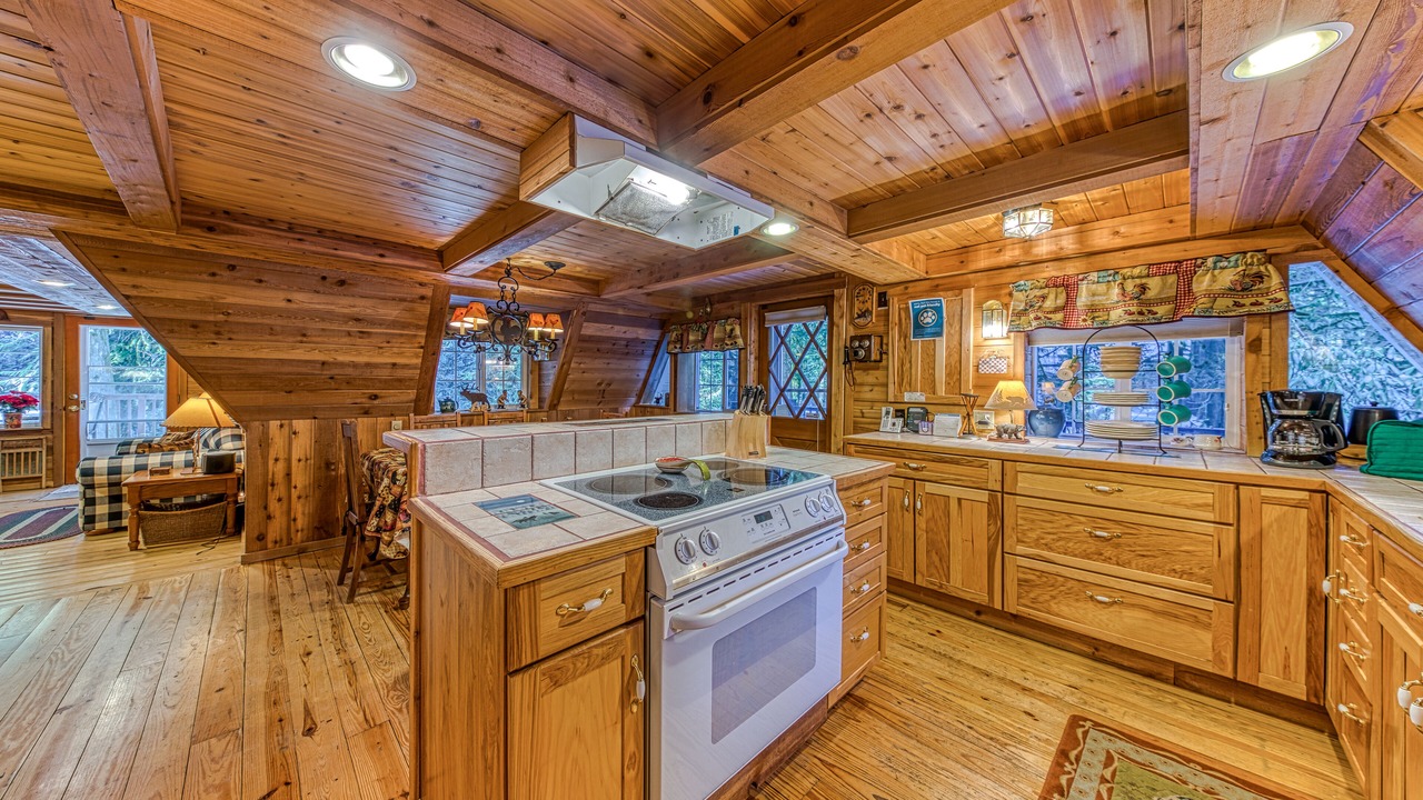 Photo of Kitchen in Rhododendron