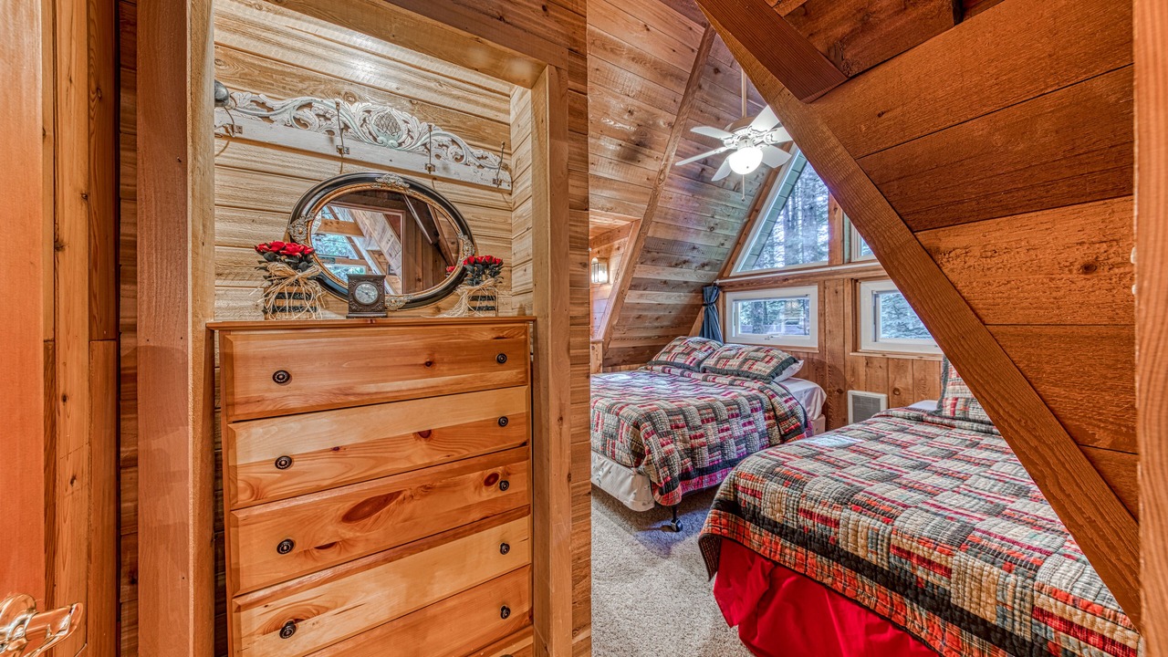 Photo of Bedroom in Rhododendron