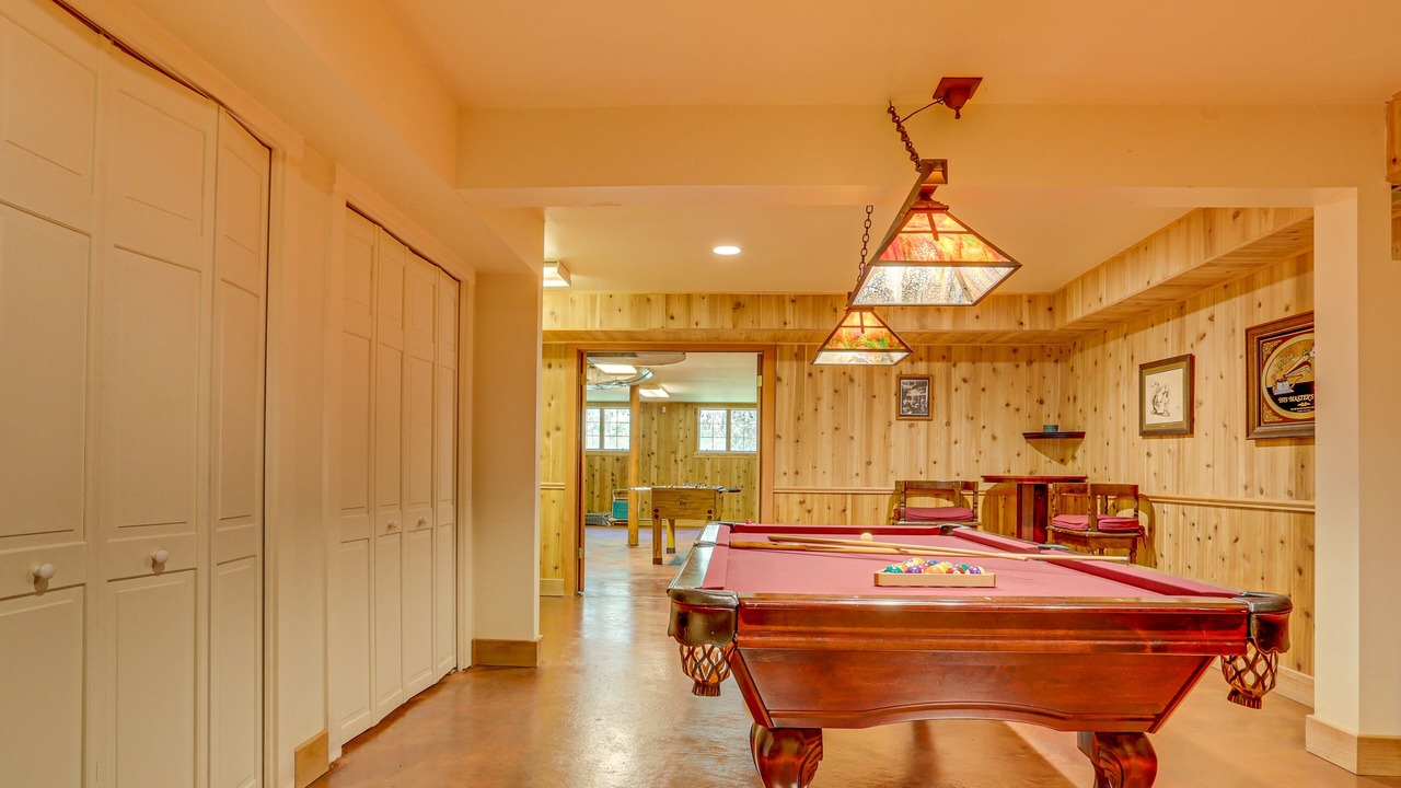 Photo of Bedroom in Trout Lake