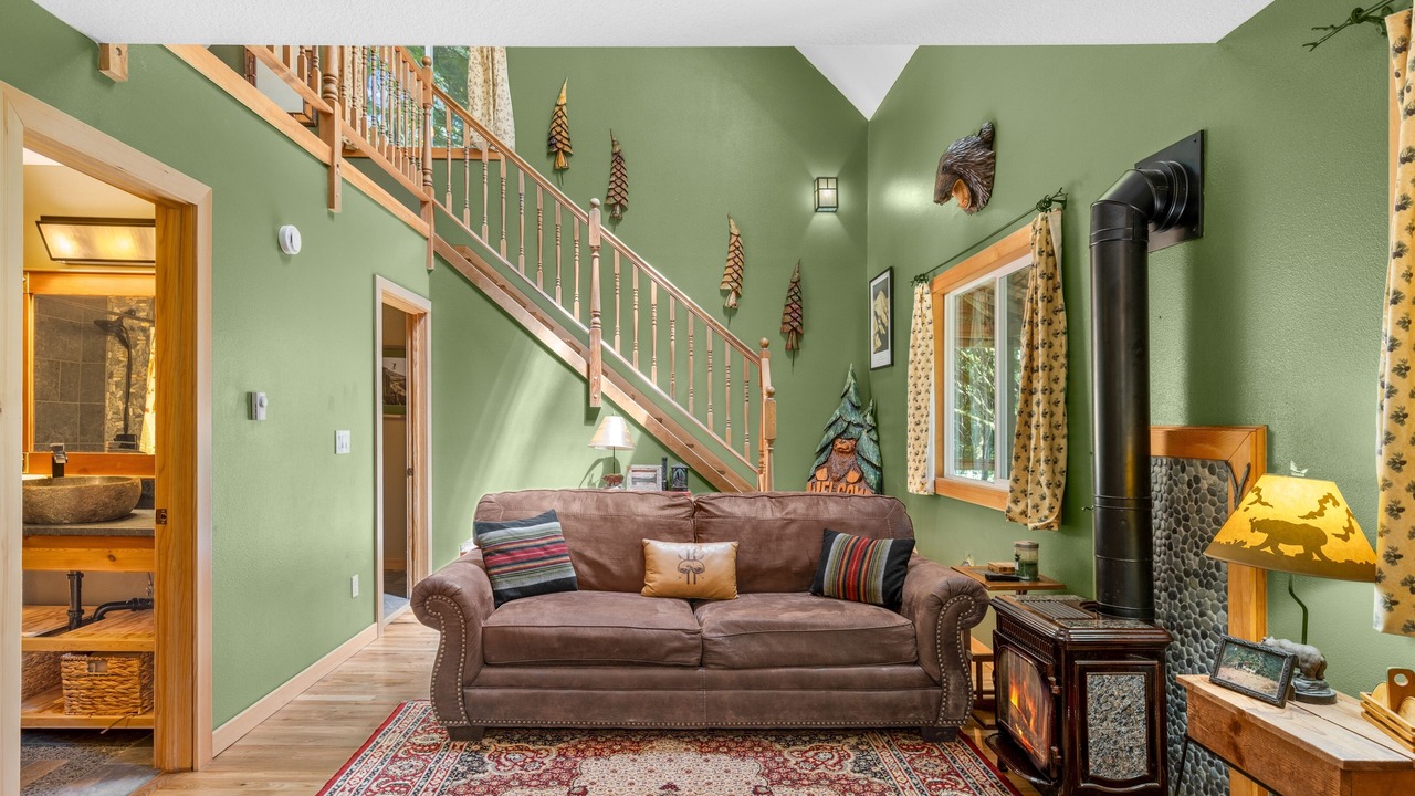 Photo of Livingroom in Mount Hood Village