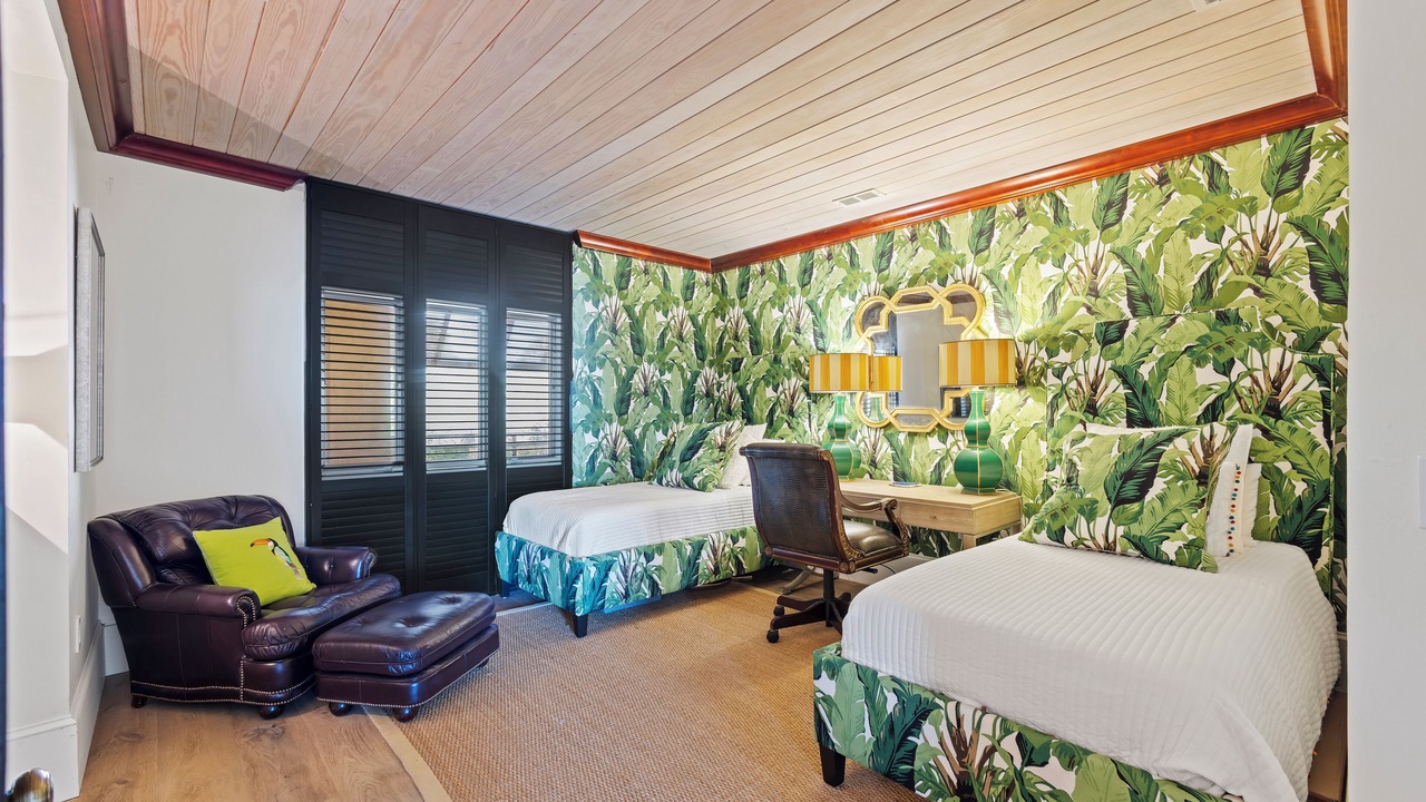 Photo of Bedroom in Beach Lagoon