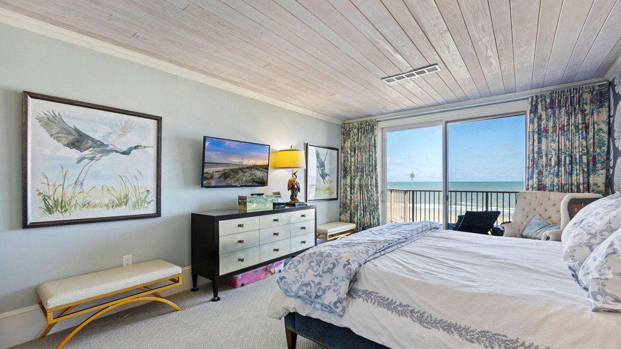 Photo of Bedroom in Beach Lagoon