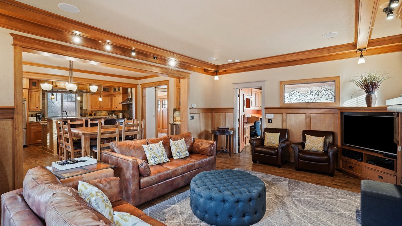 Photo of Livingroom in River Terrace