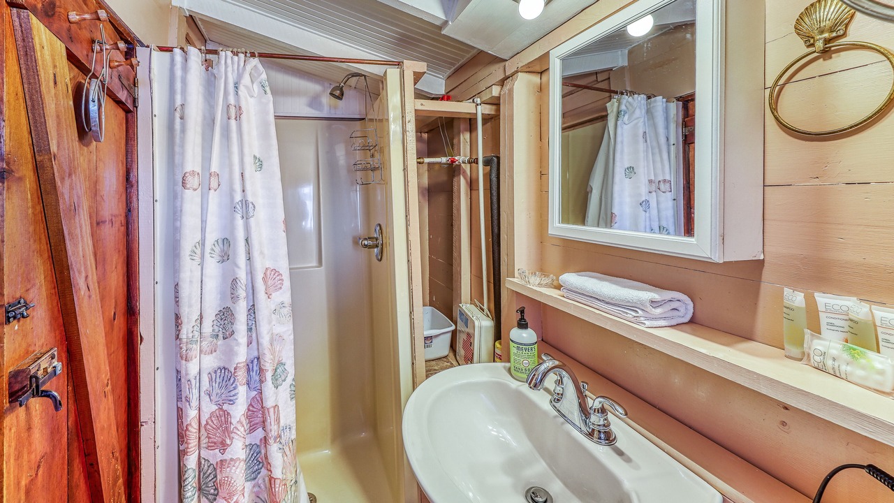 Photo of Bathroom in Grand Isle